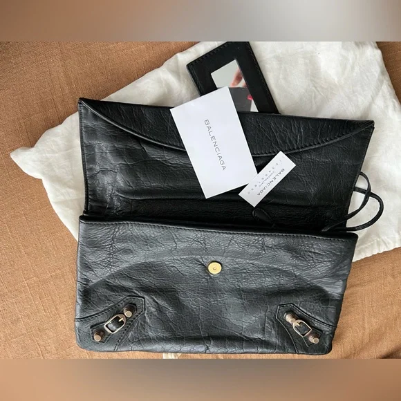 Balenciaga Clutch - Picture 5 of 6